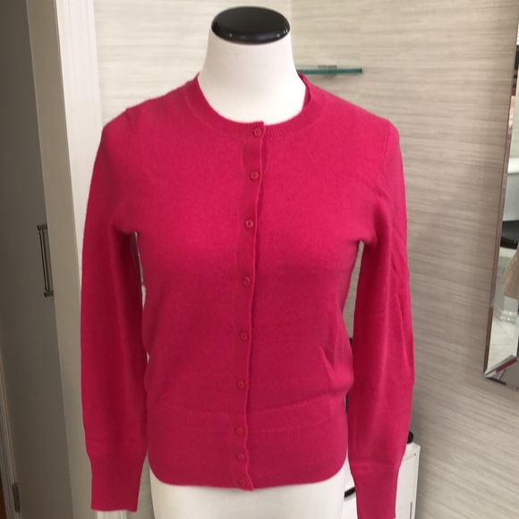 New, w/o tags. Lord & Taylor cashmere cardigan set. Bright Pink. Sz Small. - Picture 3 of 5